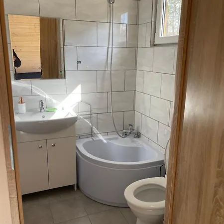 I Pole Namiotowe Pod Sosnami Tatil Evi