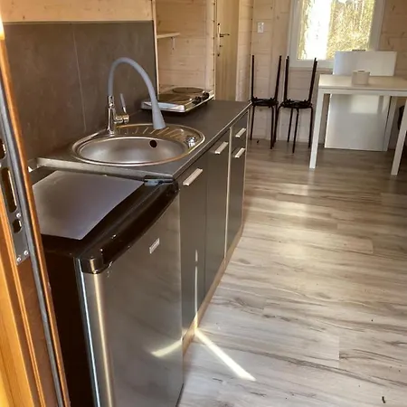 I Pole Namiotowe Pod Sosnami Tatil Evi *